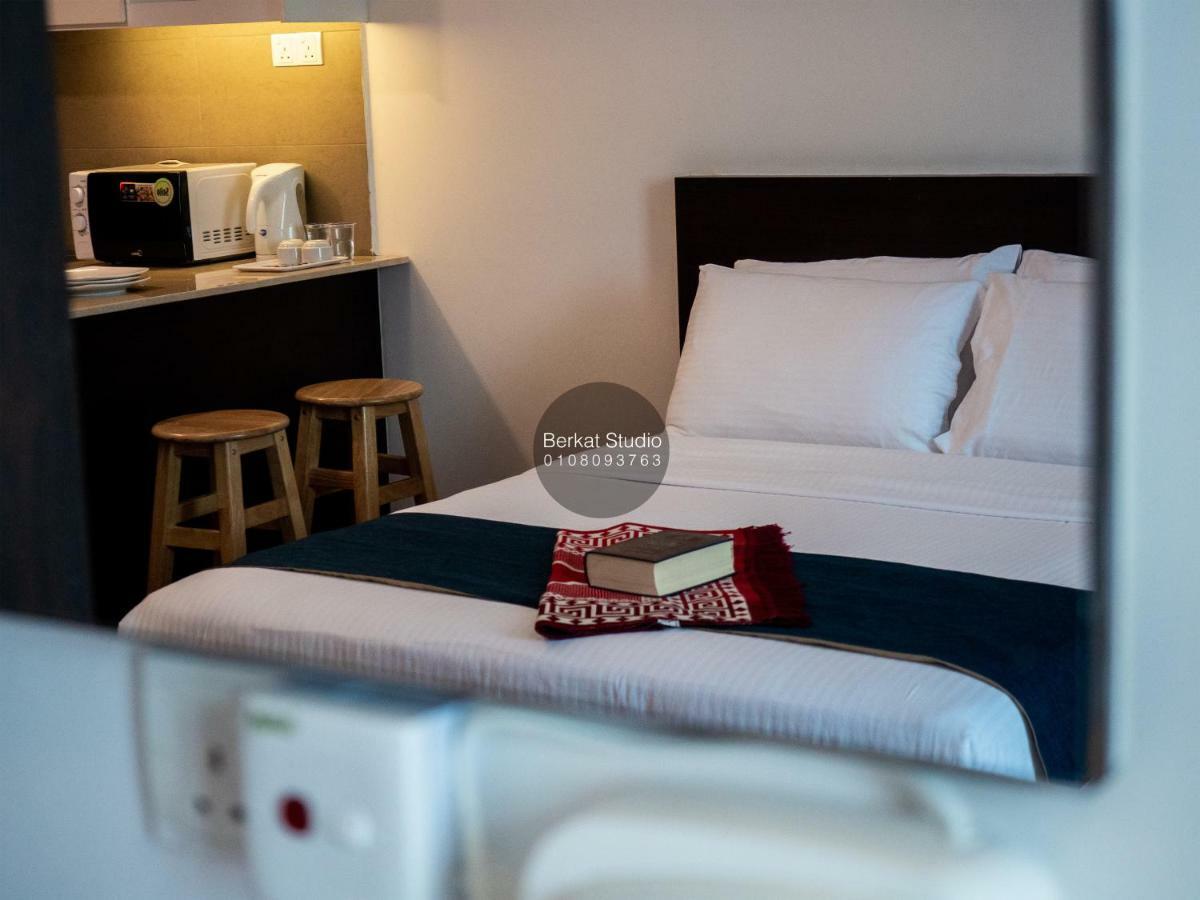Berkat Studio Hotel Kota Bahru Luaran gambar