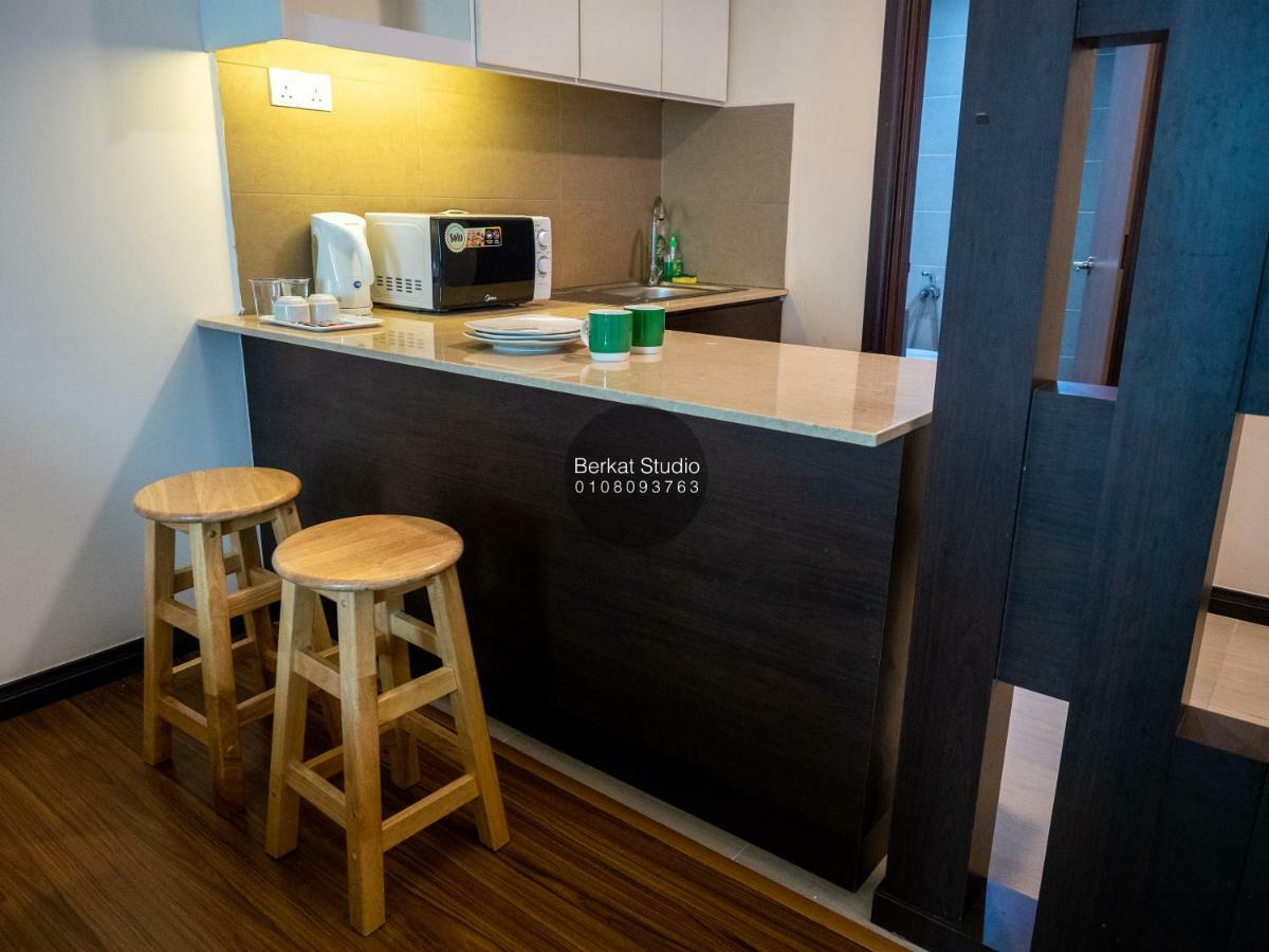 Berkat Studio Hotel Kota Bahru Luaran gambar